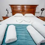 Yellow Stone Guest House